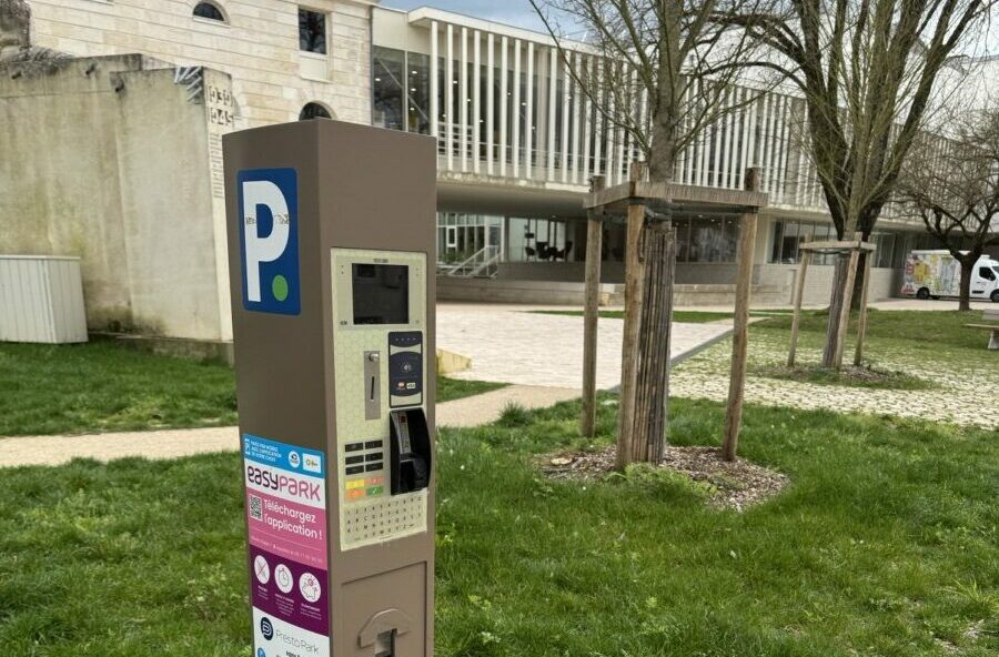 Horodateur et stationnement en voirie - So Space Parking à Niort